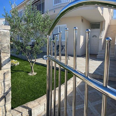 Apartman Danijela Vodice Exterior foto